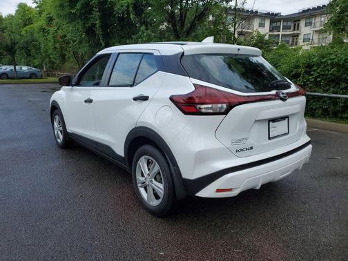 Fresh Powder 2024 Nissan Kicks S