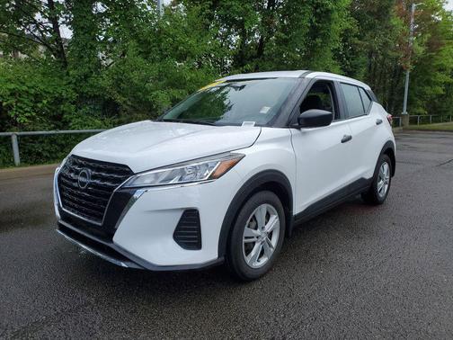 Fresh Powder 2024 Nissan Kicks S