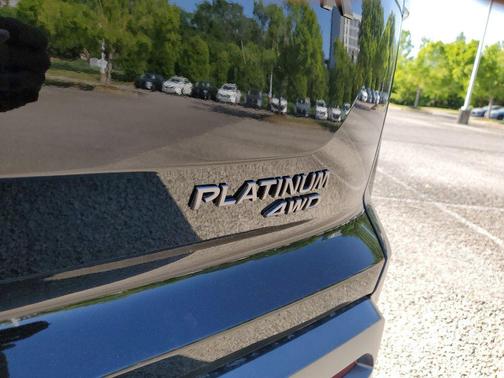 Super Black 2026 Nissan Pathfinder Platinum
