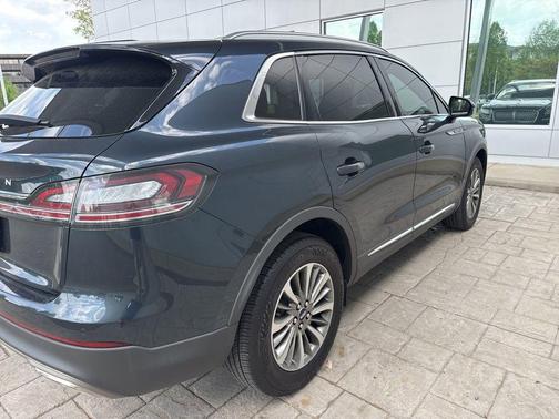 Flight Blue Metallic Clearcoat 2022 Lincoln Nautilus Reserve