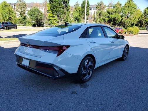 Serenity White 2025 Hyundai ELANTRA SEL