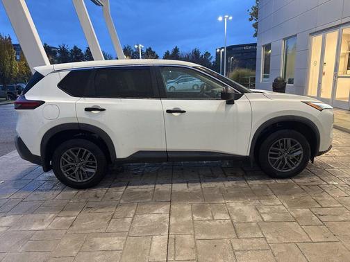 2022 Nissan Rogue S