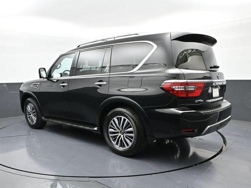 2024 Nissan Armada SL 2WD