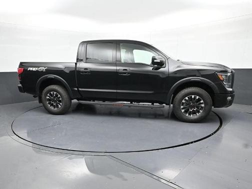 2024 Nissan Titan PRO-4X