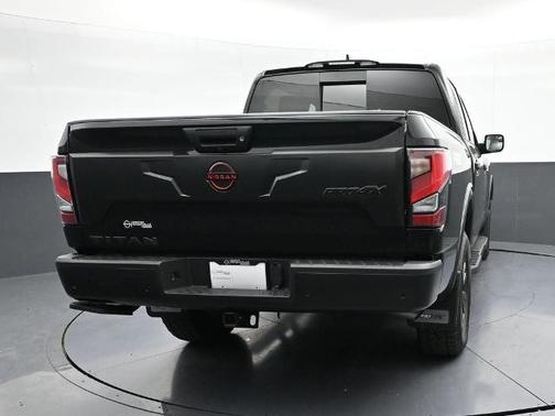 2024 Nissan Titan PRO-4X