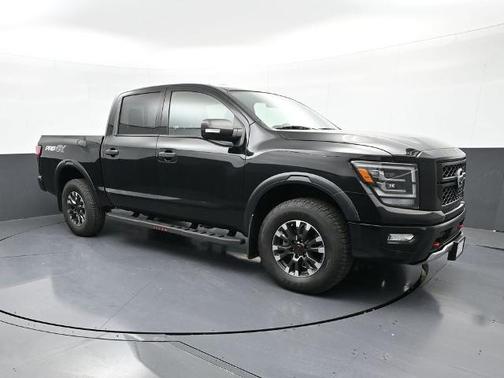2024 Nissan Titan PRO-4X