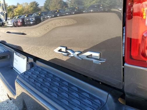 2019 RAM 2500 Limited Crew Cab 4x4 6'4' Box