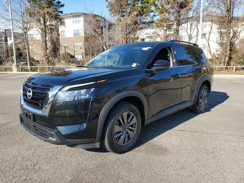 2024 Nissan Pathfinder SV 4WD
