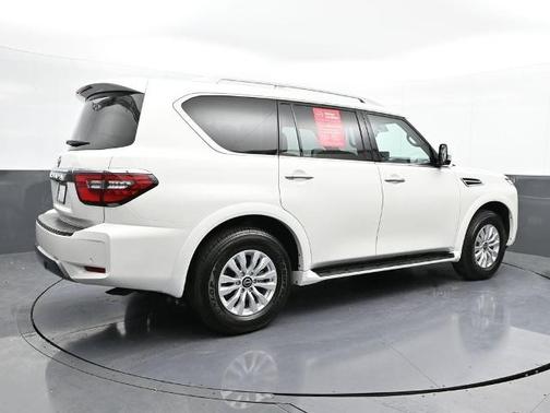 2024 Nissan Armada SV