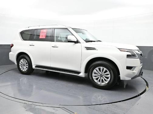 2024 Nissan Armada SV