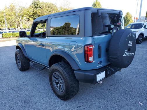 2023 Ford Bronco Base