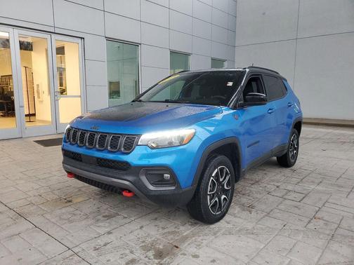 2025 Jeep Compass Trailhawk