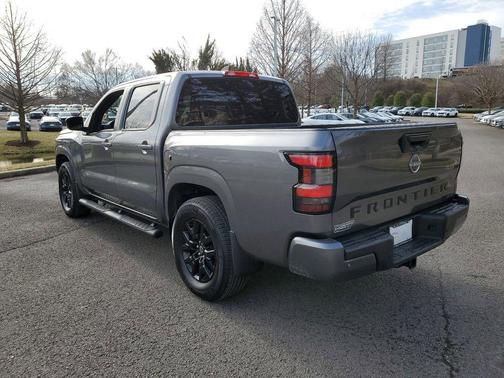 2023 Nissan Frontier SV