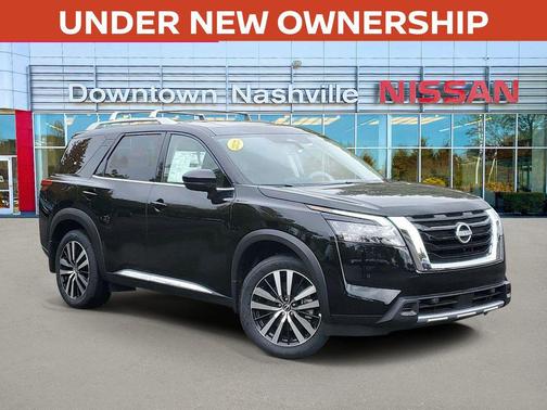 2025 Nissan Pathfinder Platinum FWD