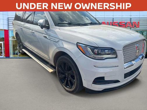 2022 Lincoln Navigator Reserve