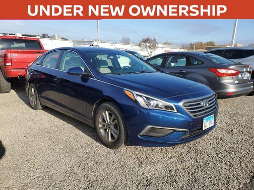 2017 Hyundai SONATA SE