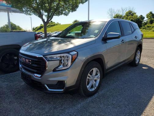Sterling Metallic 2024 GMC Terrain SLE