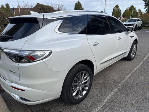 2024 Buick Enclave Avenir AWD