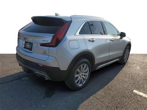 2021 Cadillac XT4 Premium Luxury
