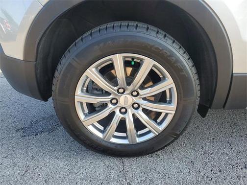 2021 Cadillac XT4 Premium Luxury