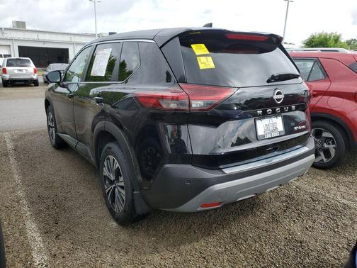 Super Black 2023 Nissan Rogue SV