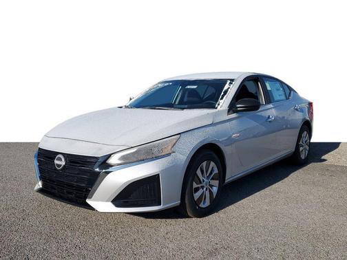 2025 Nissan Altima S FWD