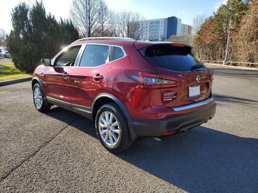 2022 Nissan Rogue Sport SV