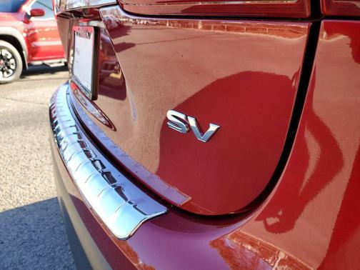 2022 Nissan Rogue Sport SV