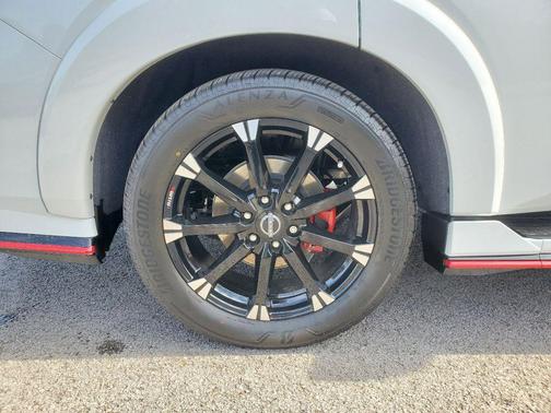 White Pearl 2026 Nissan Armada NISMO