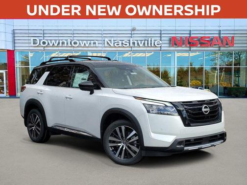 2025 Nissan Pathfinder Platinum 4WD