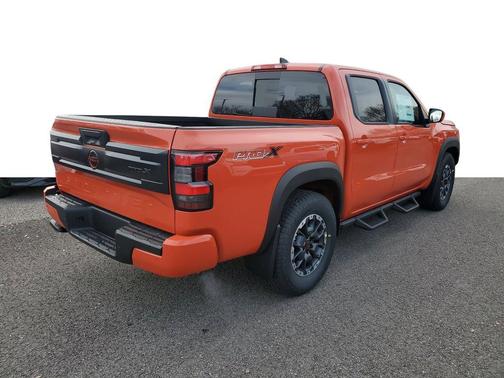 2025 Nissan Frontier PRO-X