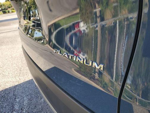 2024 Toyota Grand Highlander Hybrid Limited MAX