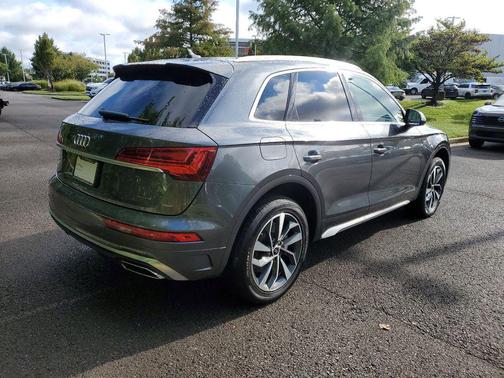 2023 Audi Q5 45 S line Premium Plus