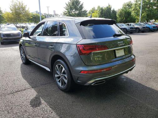 2023 Audi Q5 45 S line Premium Plus