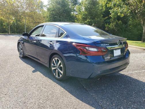 2017 Nissan Altima 2.5 SR