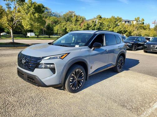 Boulder Gray Pearl 2027 Nissan Rogue
