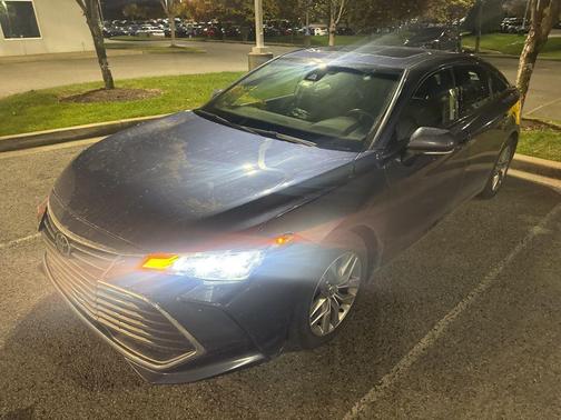 2021 Toyota Avalon XLE