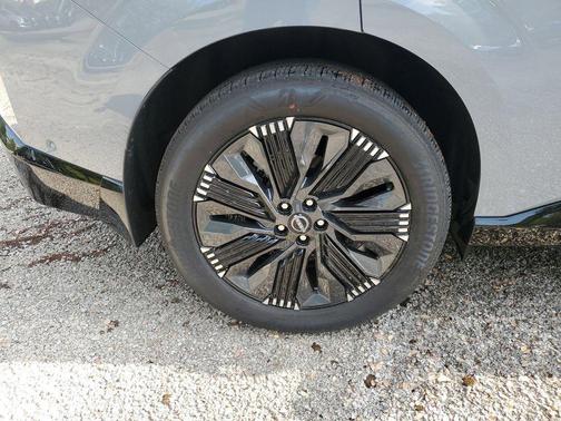 2025 Nissan Murano Platinum