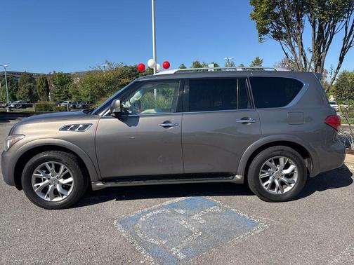 2013 INFINITI QX56 Base