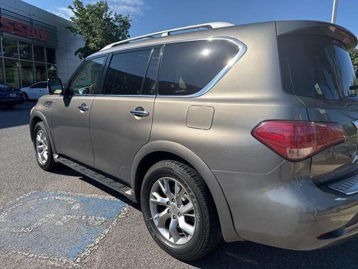2013 INFINITI QX56 Base