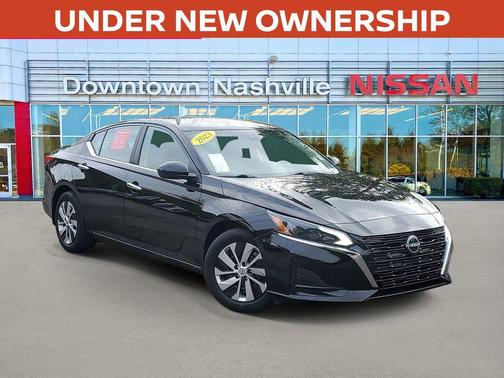 Super Black 2023 Nissan Altima S FWD