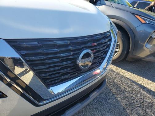 White 2023 Nissan Rogue SV