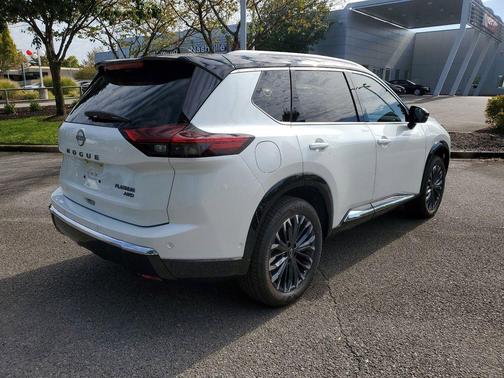 2025 Nissan Rogue Platinum