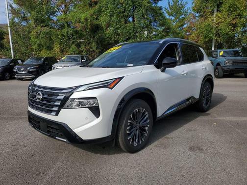 2025 Nissan Rogue Platinum
