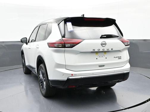2025 Nissan Rogue Platinum