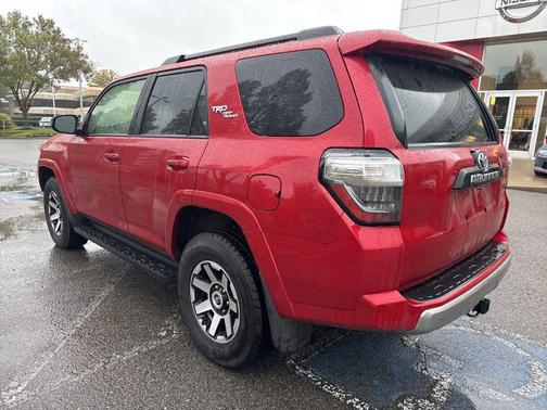 2024 Toyota 4Runner TRD Off Road