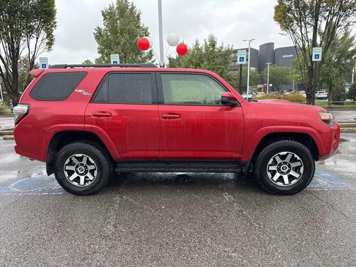 2024 Toyota 4Runner TRD Off Road