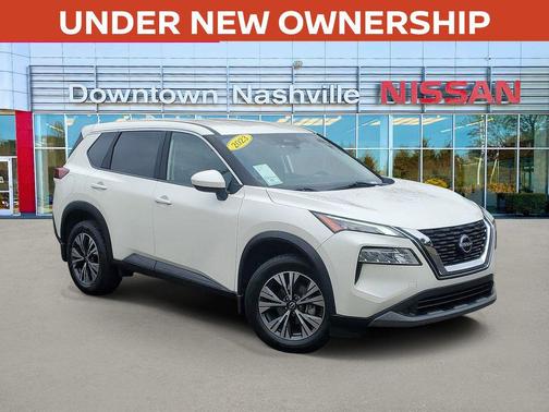 Pearl White Tricoat 2023 Nissan Rogue SV