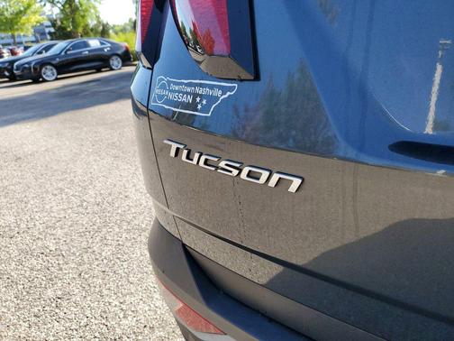 Dark Gray Metallic 2024 Hyundai TUCSON SEL