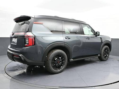 2025 Nissan Armada PRO-4X 4WD